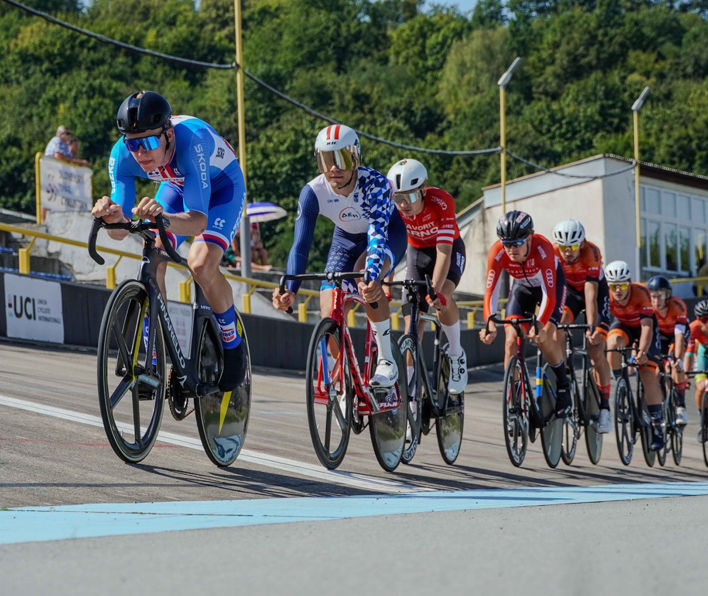 O rychlostní cyklistice - silnice, dráha