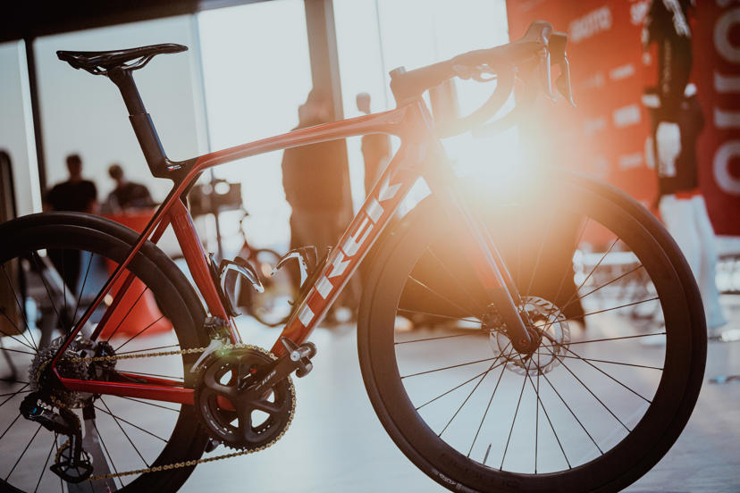 Favorit Brno i v roce 2026 pokračuje ve spolupráci s firmou BARNEX SPORT, dodavatelem kol TREK. © 2026 Jan Brychta/TJ Favorit Brno